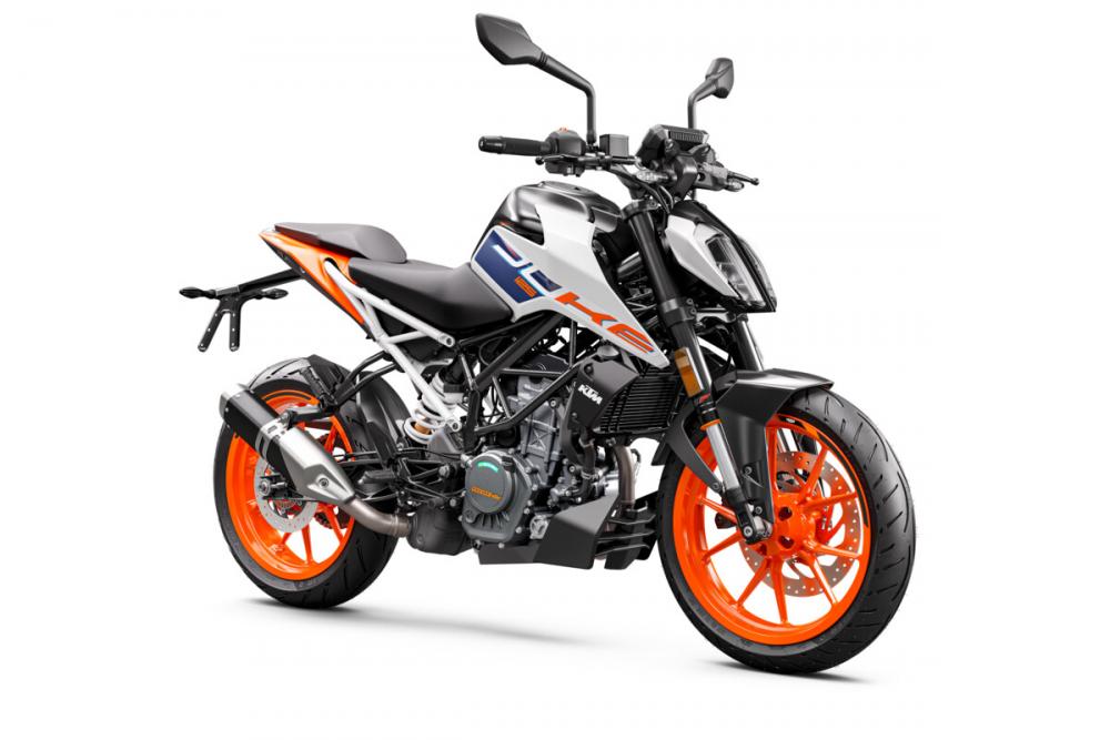 B 2023 ktm 125 duke 3