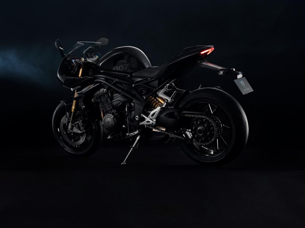 Triumph Speed Triple RR Bond Edition 2023 2