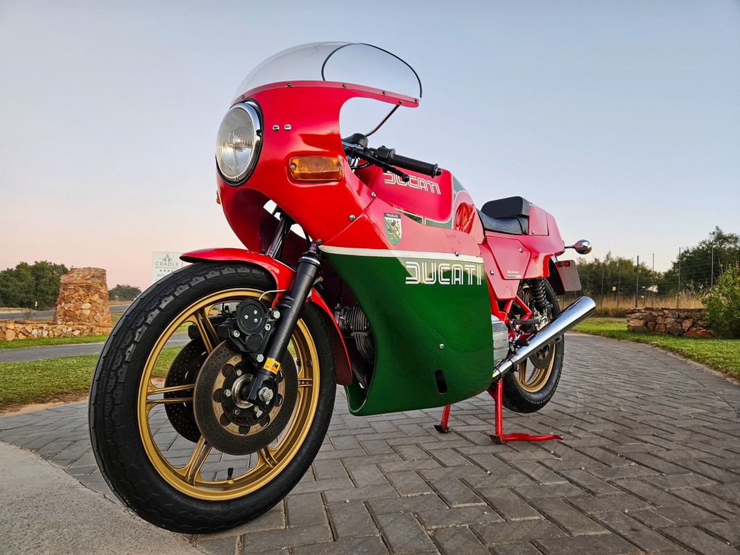 3 ducati 900 mhr