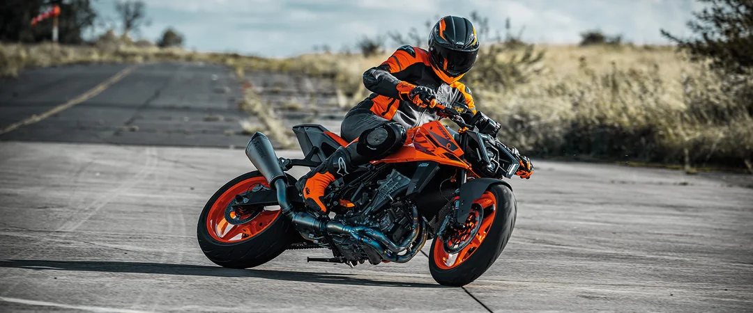 ktm duke 990 2024 4