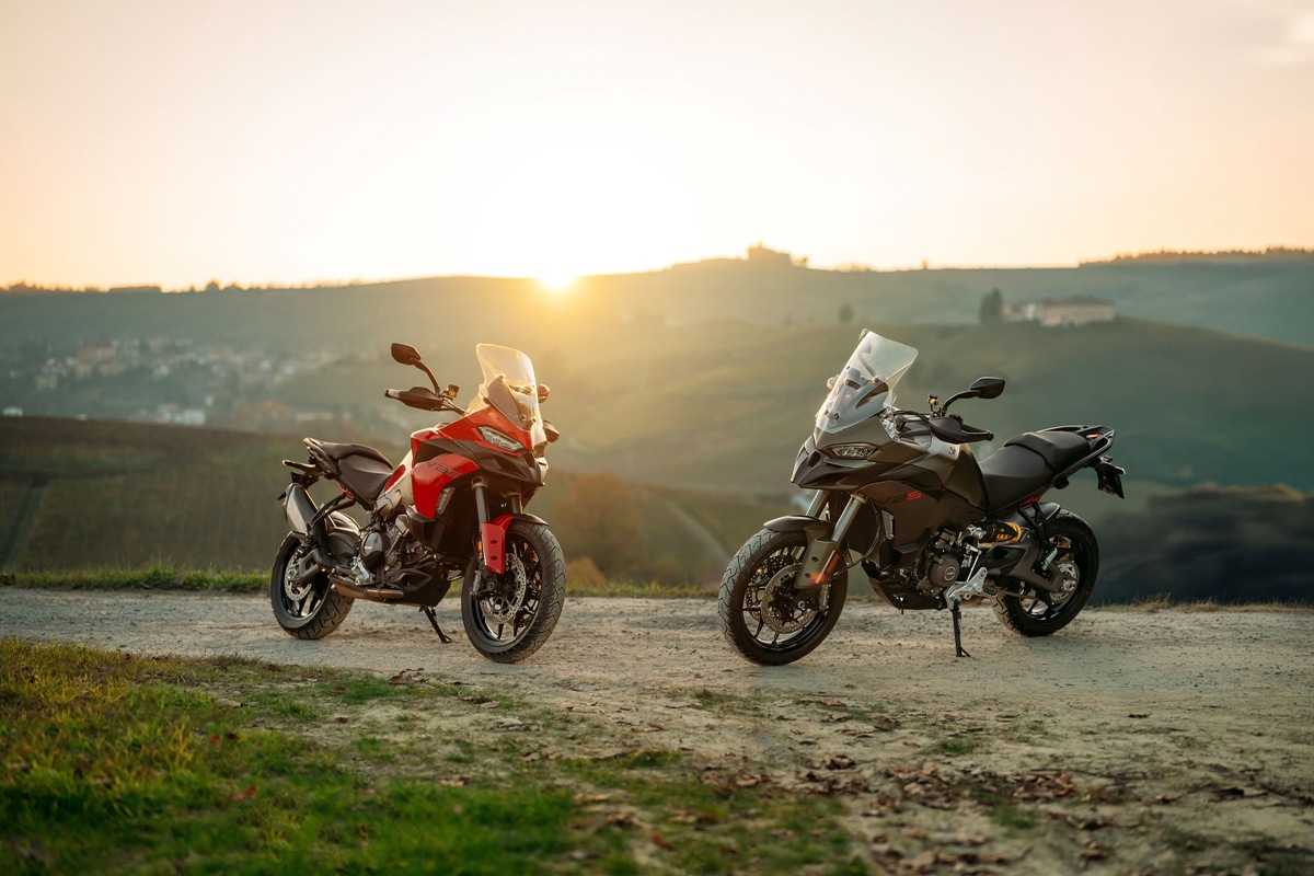 04 MY25 MULTISTRADA V2 STATIC ON LOCATION 5 UC732388 Mid