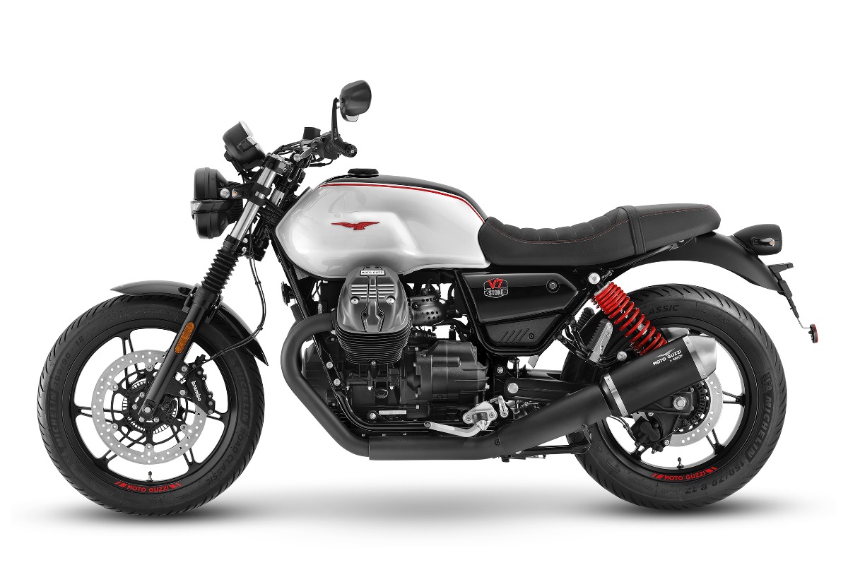 moto guzzi v7 stone ten 2024 2