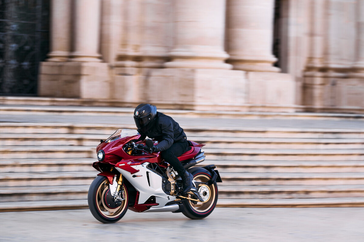 MV Agusta Superveloce 1000 Serie Oro 2024 15