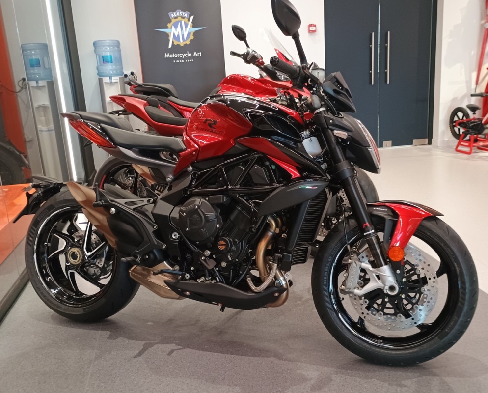 MV Agusta corner 10