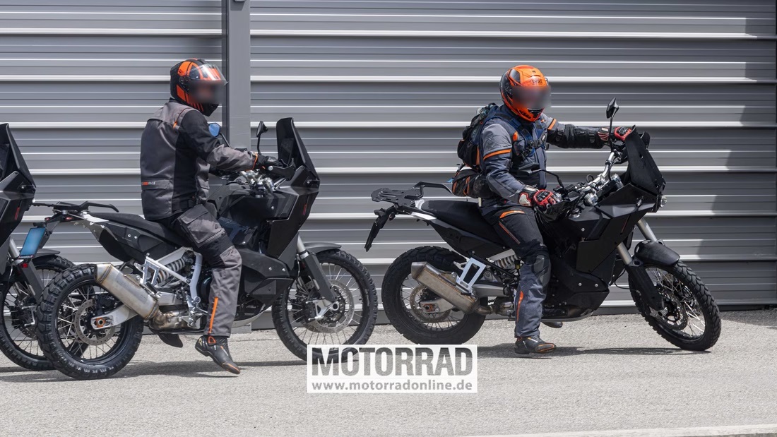 ktm 990 adv 2025 2