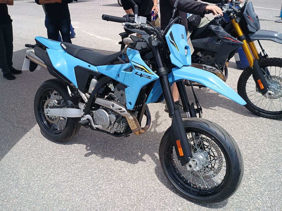 Suzuki DR Z4S DR Z4SM Suzuki Festival 2025 2