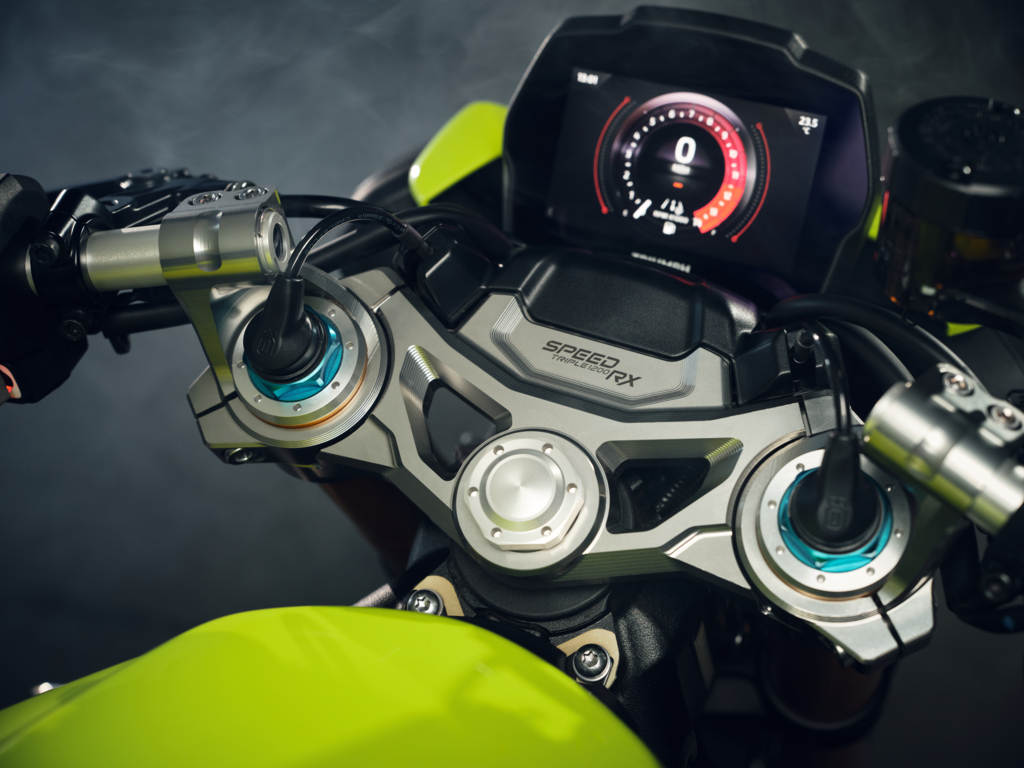 OE SpeedTriple1200RX MY25 18769 JP