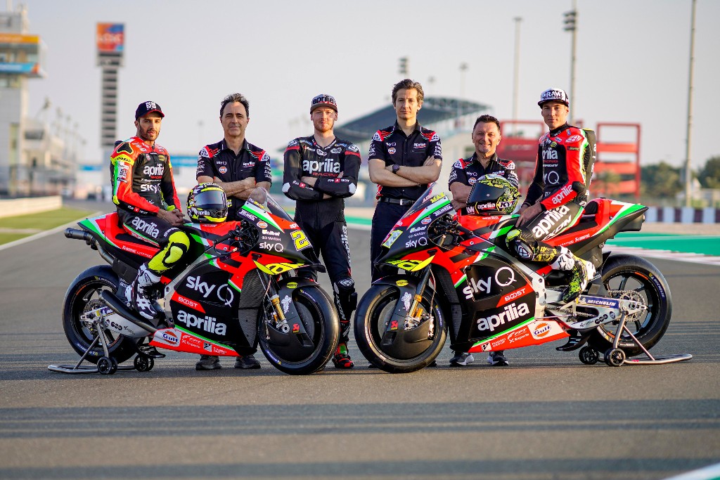 06 aprilia racing team 2020