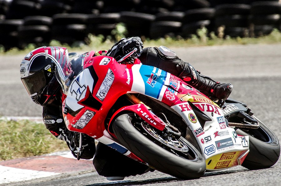 1 HSBK2020 R2 Supersport Papakostas