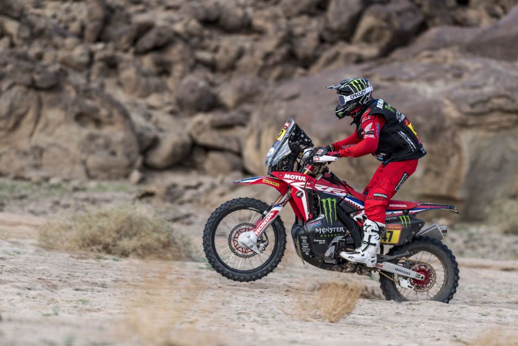 Honda WIN Dakar 6