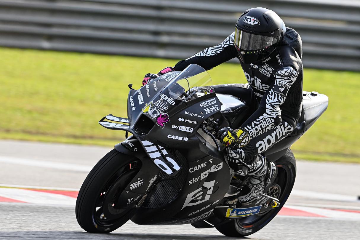 aprilia test sepang 1