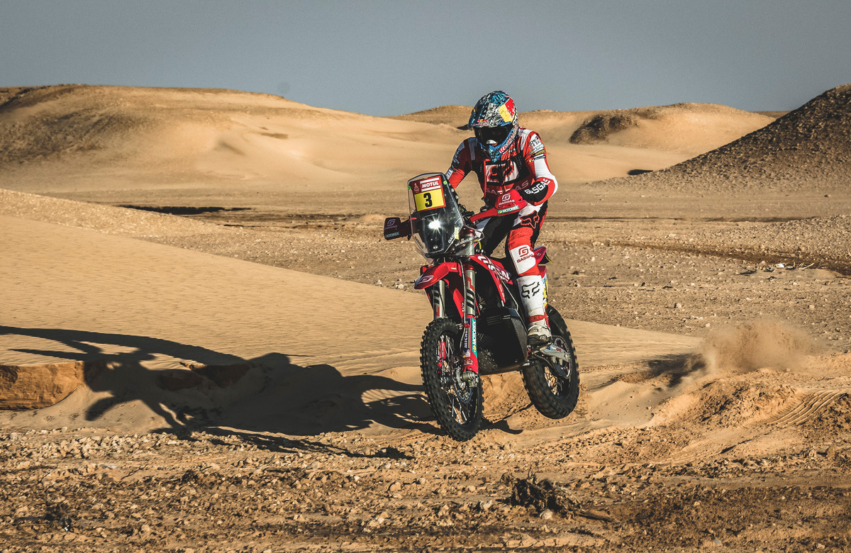 29042 sam sunderland Dakar Rally 2022 Stage4