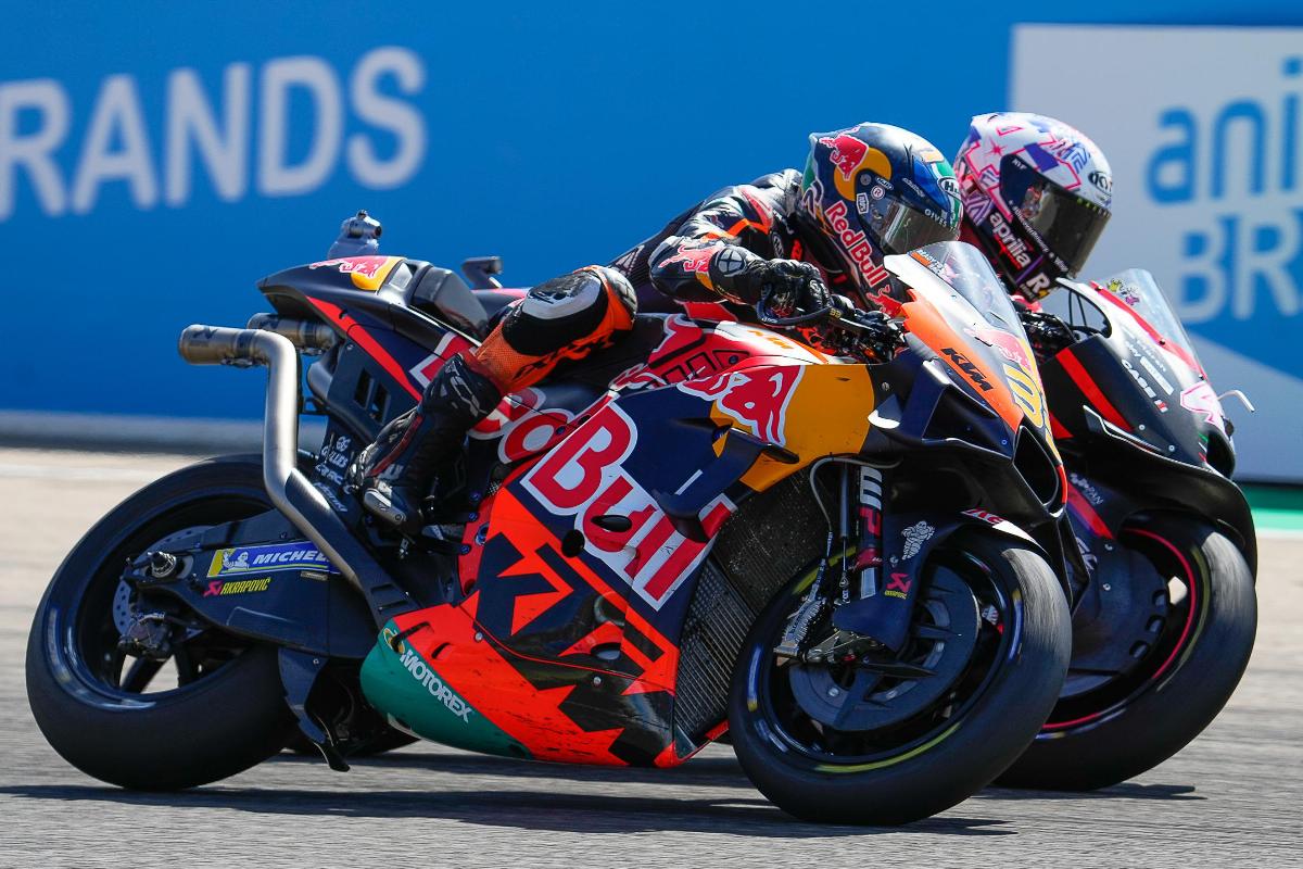 33 brad binder 41 aleix espargaro ds 5709.gallery full top fullscreen