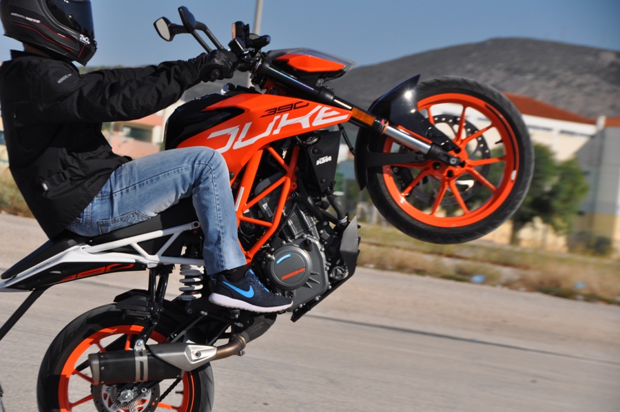 Test KTM Duke390 2