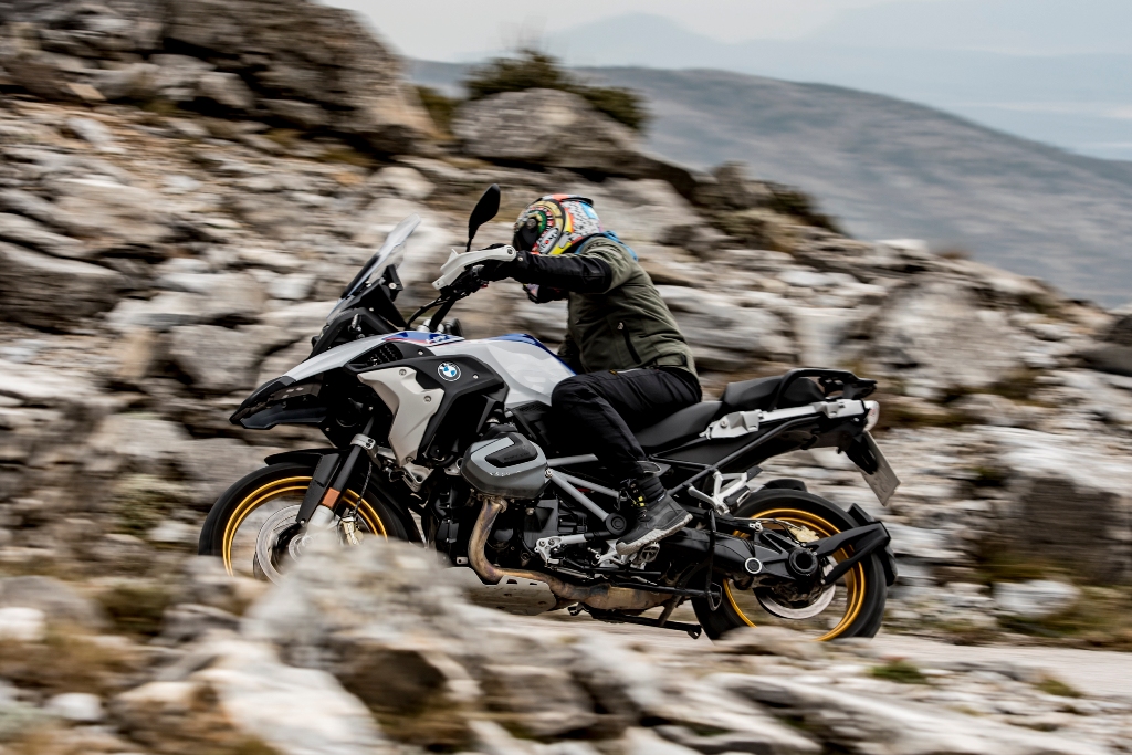 BMW R 1250 GS action 11