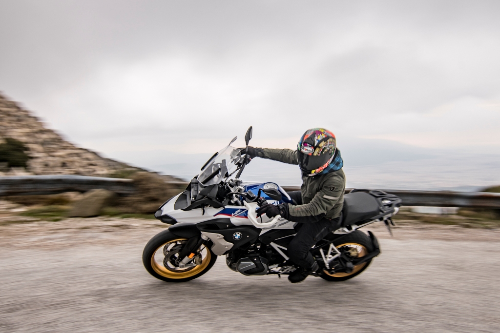 BMW R 1250 GS action 8