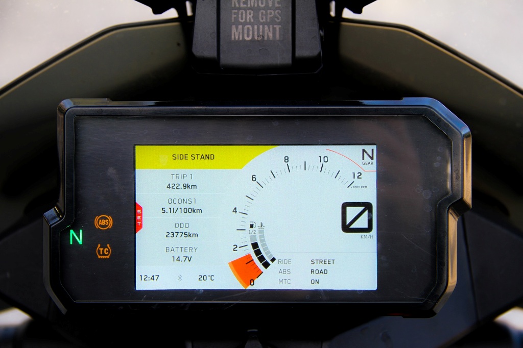 KTM 790 Adventure details 1