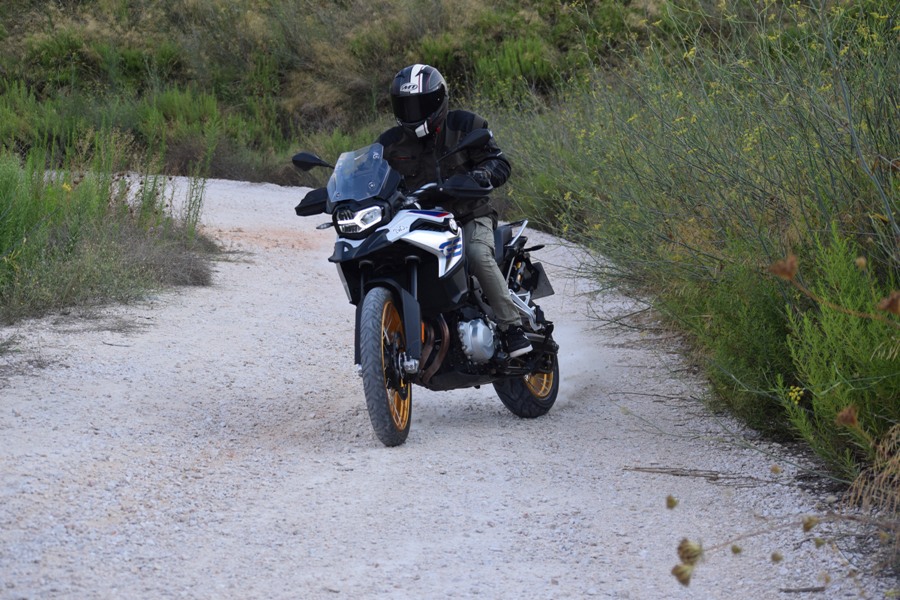 bmw f850gs action 7