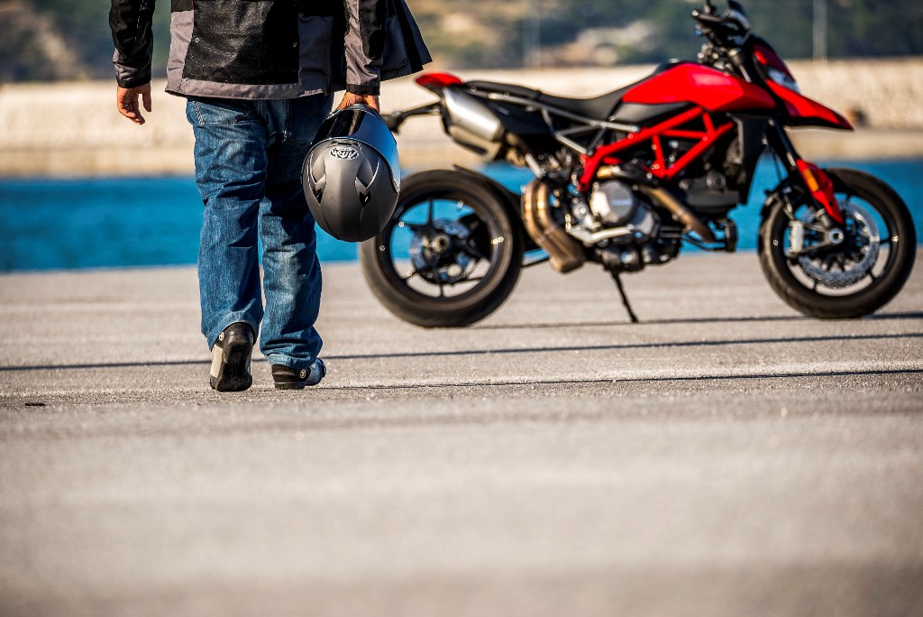 ducati hypermotard 2