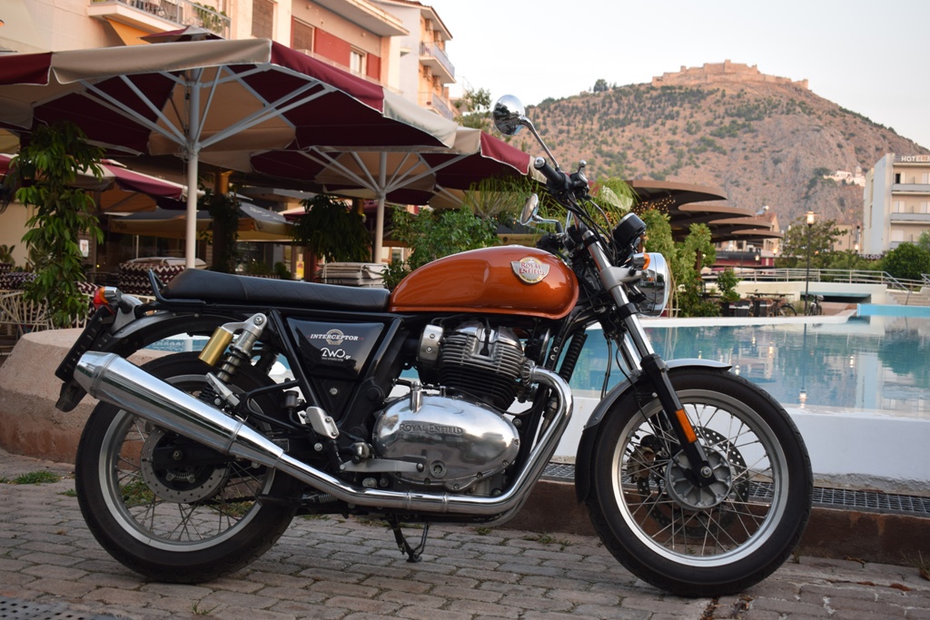 royal enfield interceptor 650 ambience 1 1