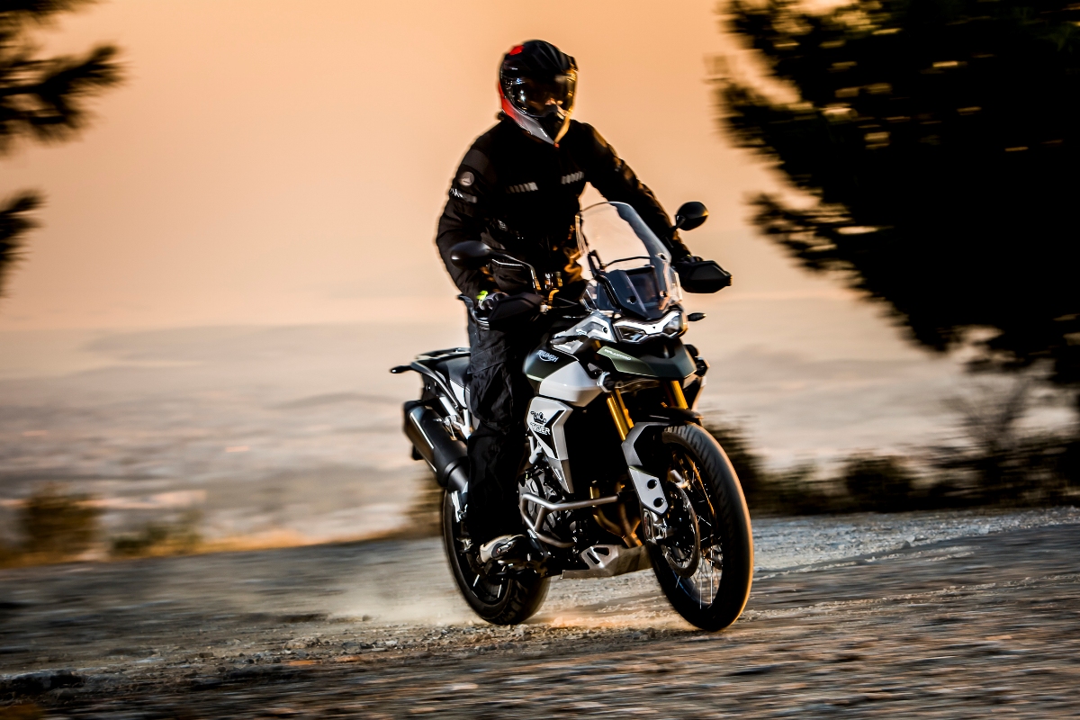 Triumph Tiger 900 Rally Pro action 20