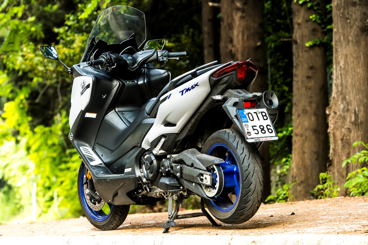 Yamaha TMAX 560 ambience 2