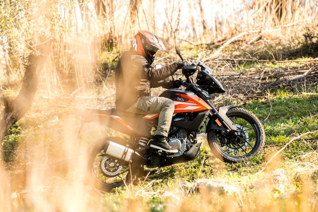 ktm 250 adventure action 5