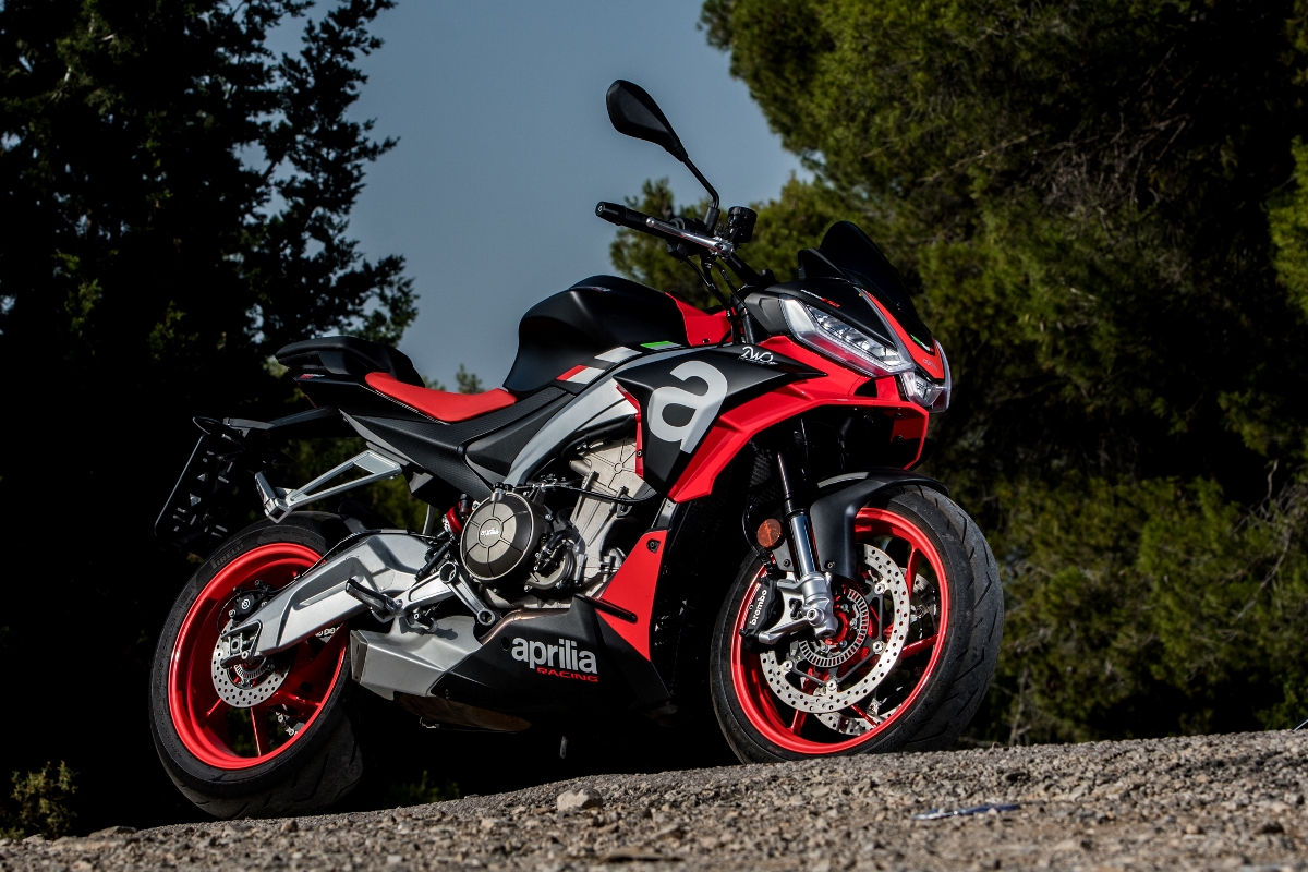 Aprilia Tuono 660 static 1