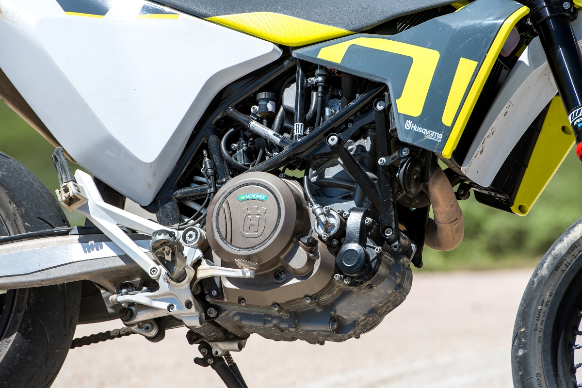 Husqvarna 701 SM details 28