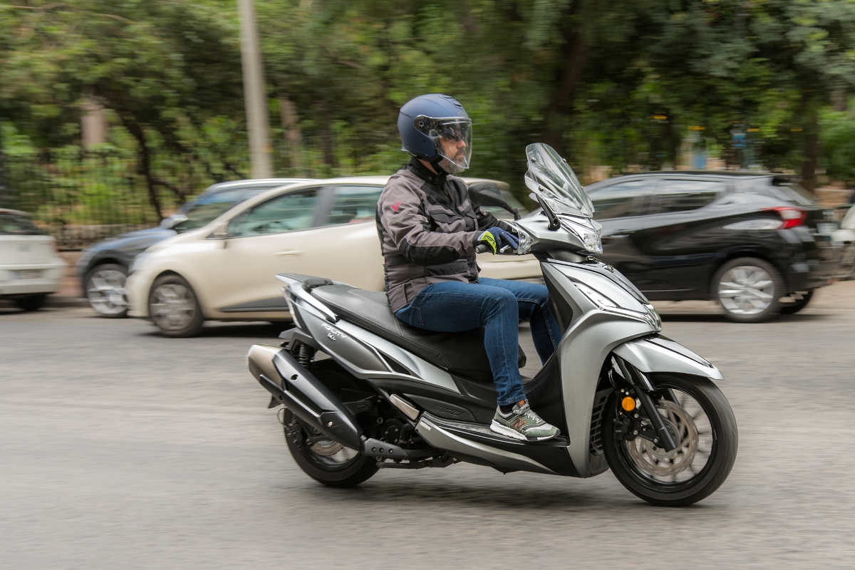 Kymco Agility 300 2021 action 2wo 6