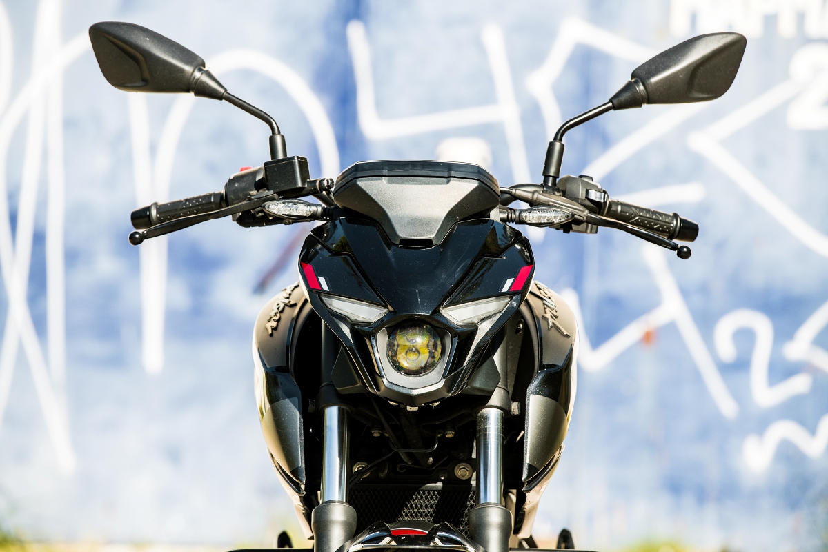 Bajaj Pulsar N250 2023 2WO 25