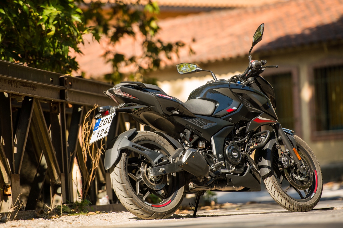 Bajaj Pulsar N250 2023 2WO 9