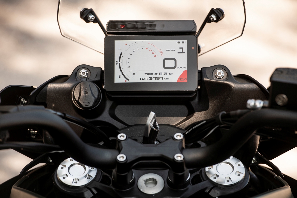 Benelli TRK 702 2wo 2 7