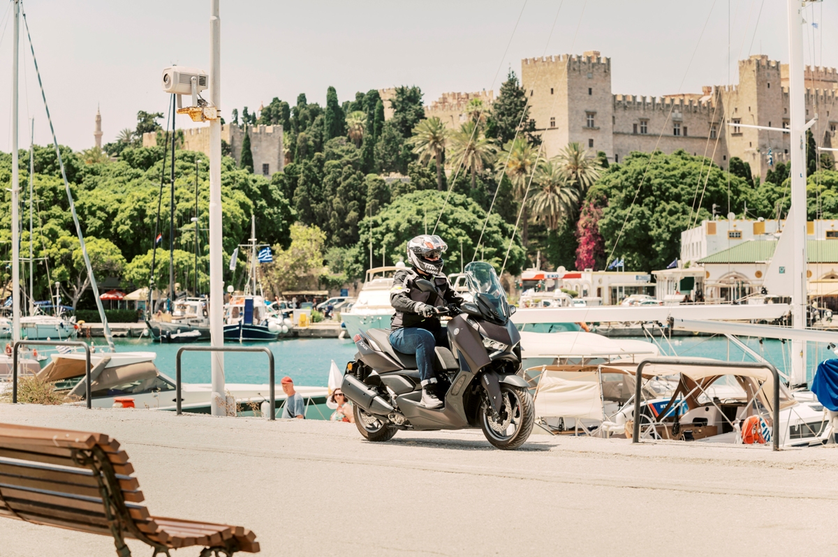 Yamaha XMAX 300 Tech Max 2024 2wo 2 9