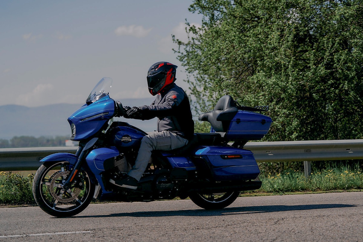 STREET GLIDE ULTRA 2